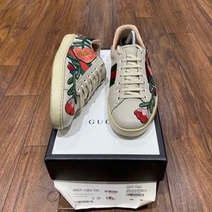 Gucci flower sneakers